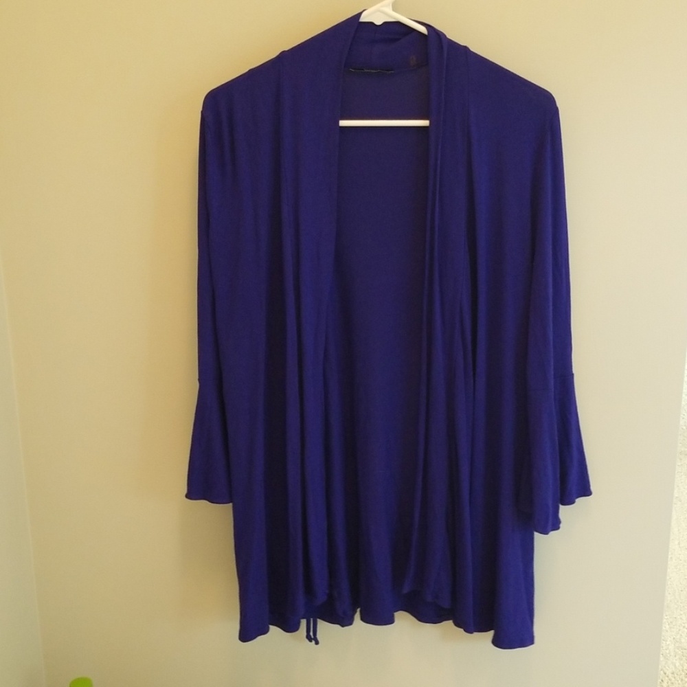 Tahari bell sleeved cardigan